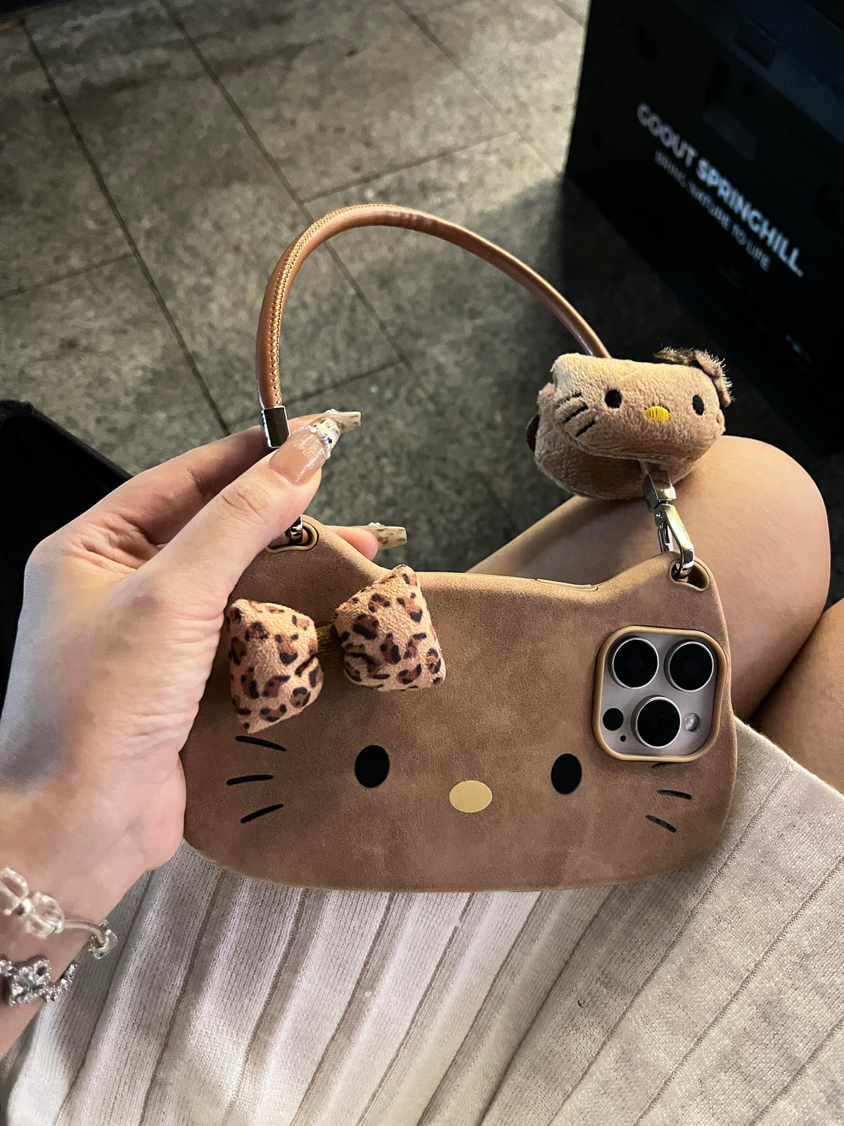 Kitty Purse-Style iPhone Case