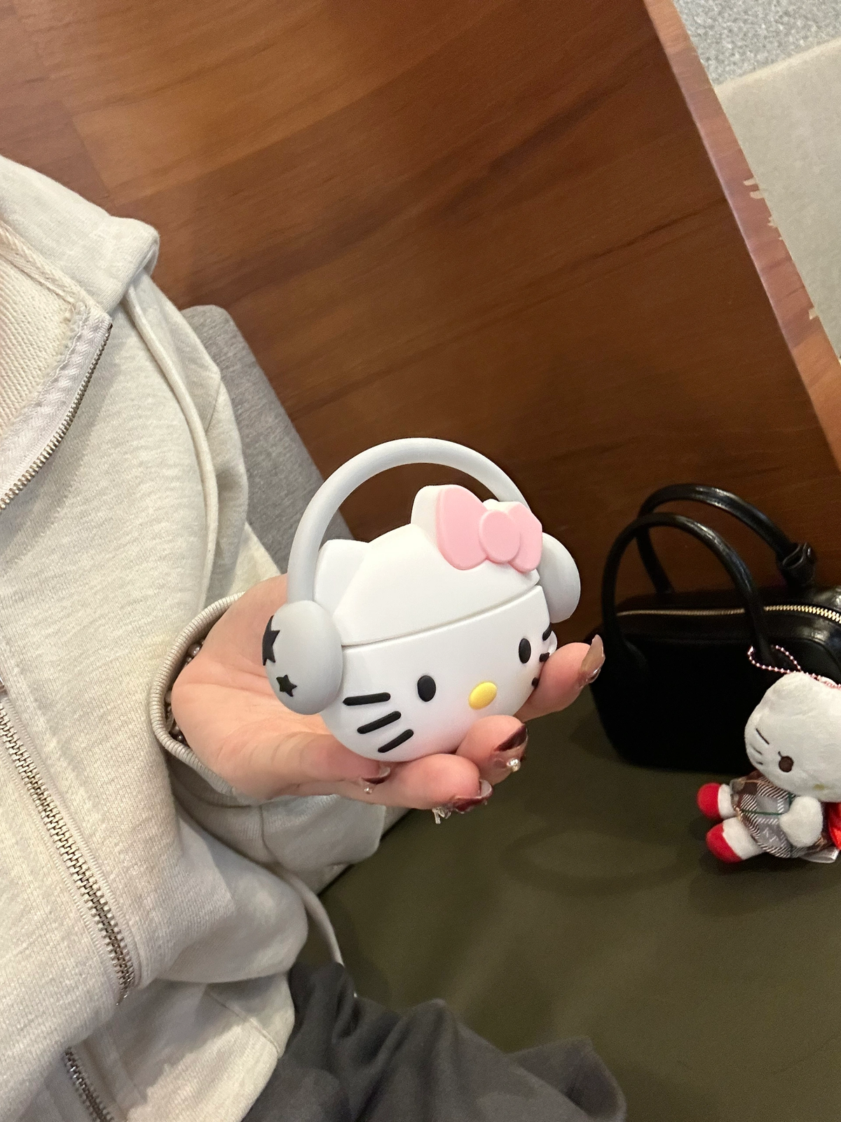 Headphones Character AirPods Case