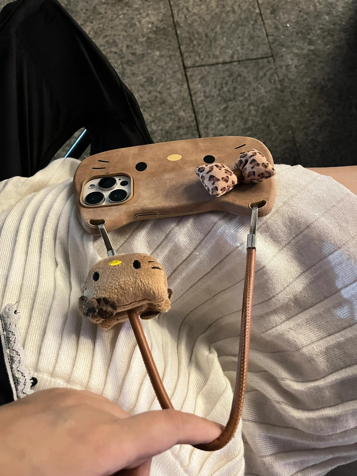 Kitty Purse-Style iPhone Case